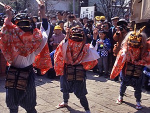 冠稲荷神社の獅子舞